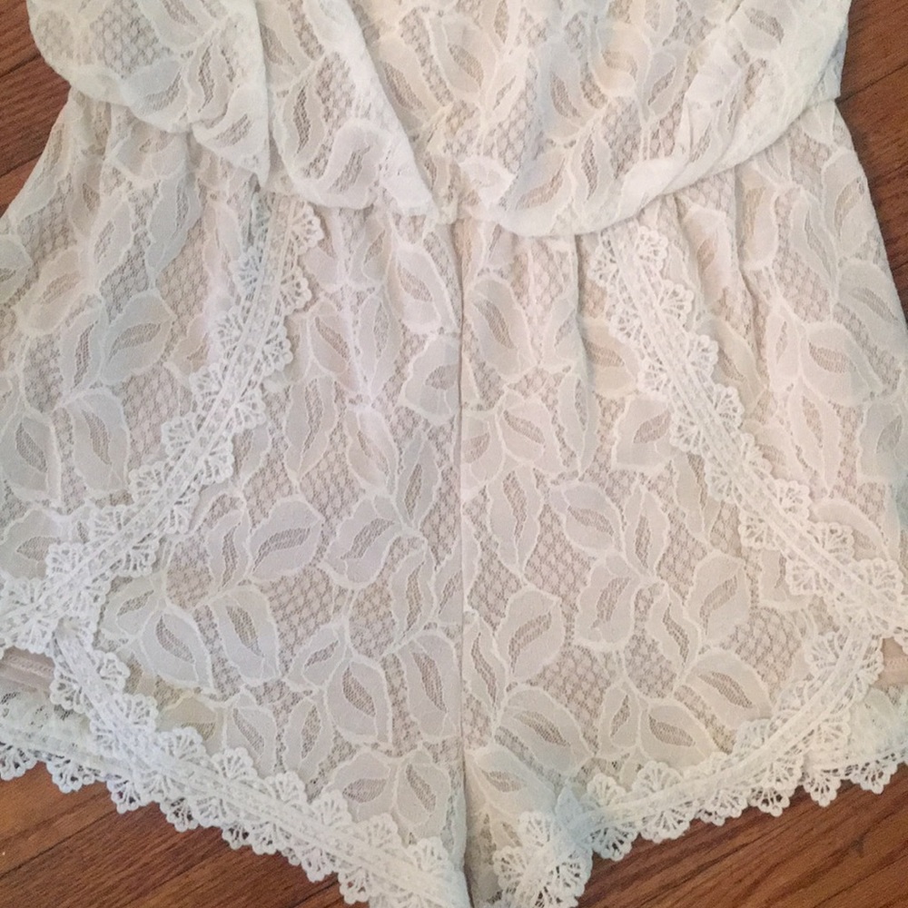 Free People romper. Size small - Picture 6 of 6